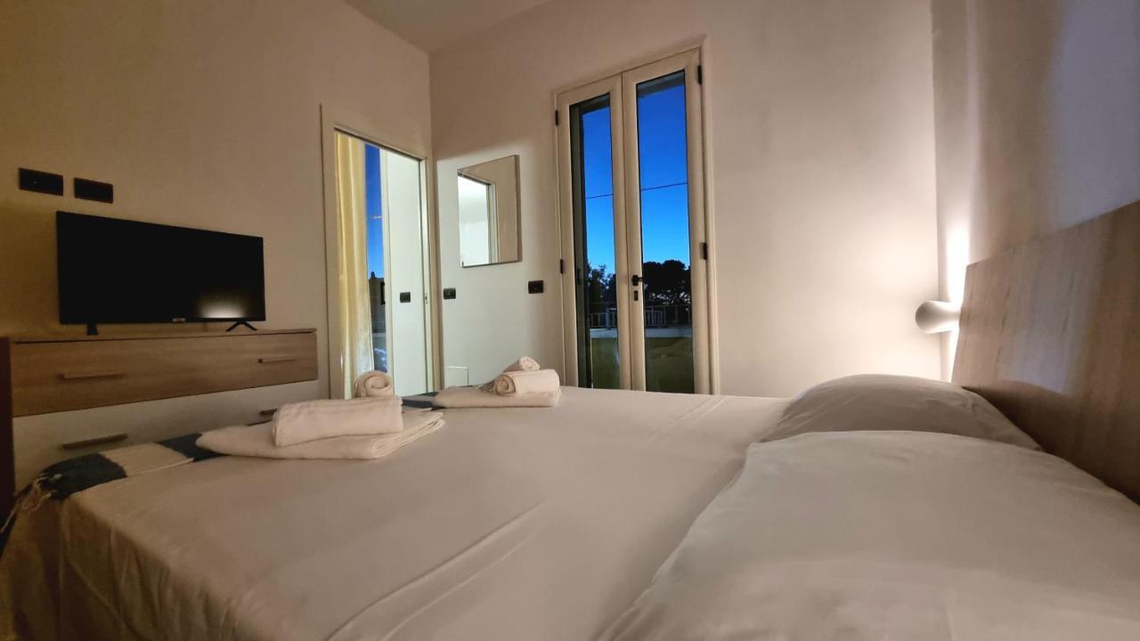 La Suite Di Poseidone Torre Specchia Ruggeri Exterior photo
